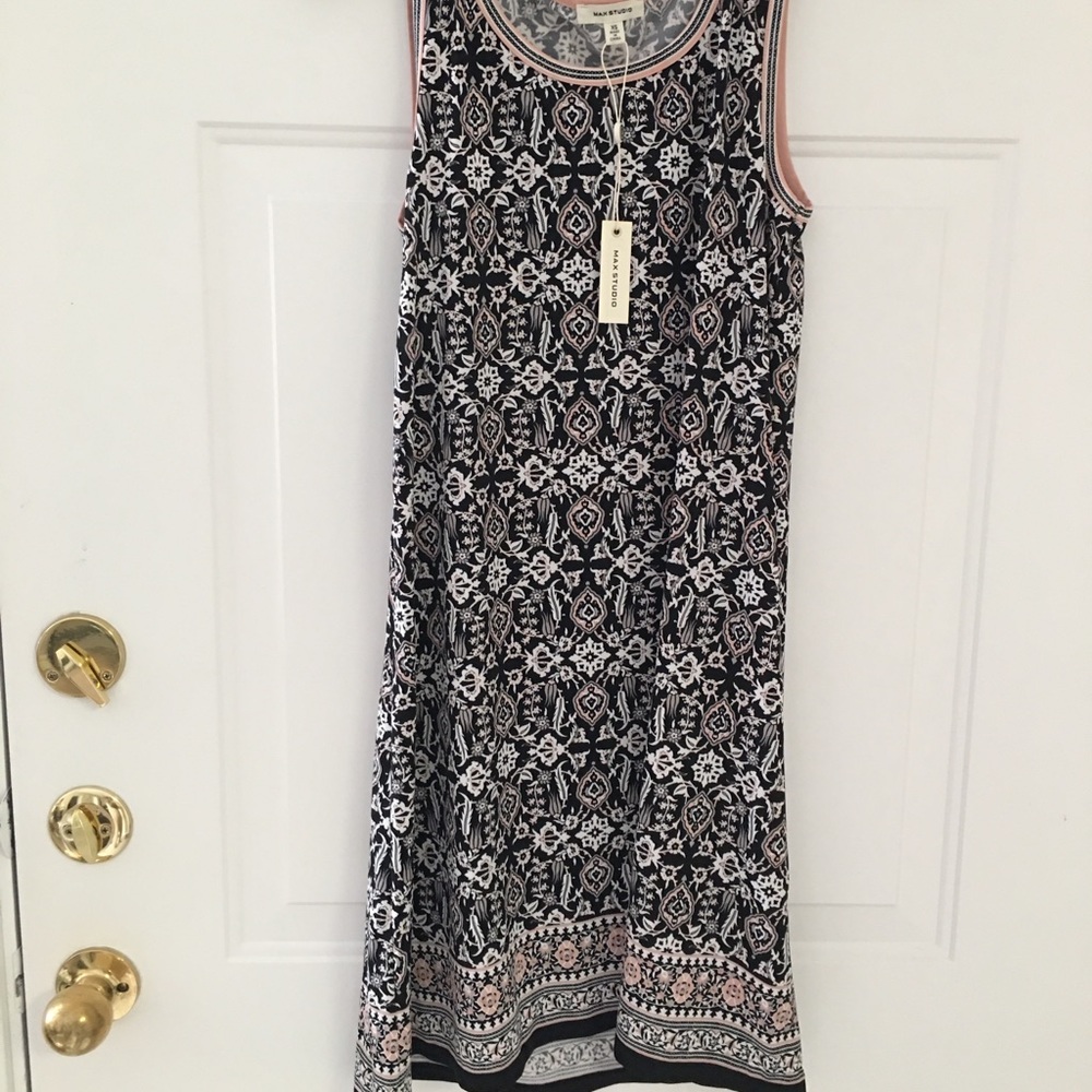 Max Studio Sleeveless Jersey Shift Dress